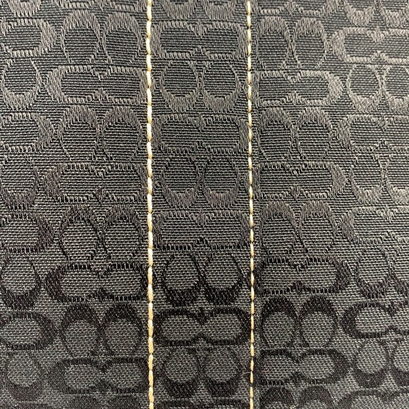 Authentic Coach Mini Sig C Handbag - Picture 5 of 10